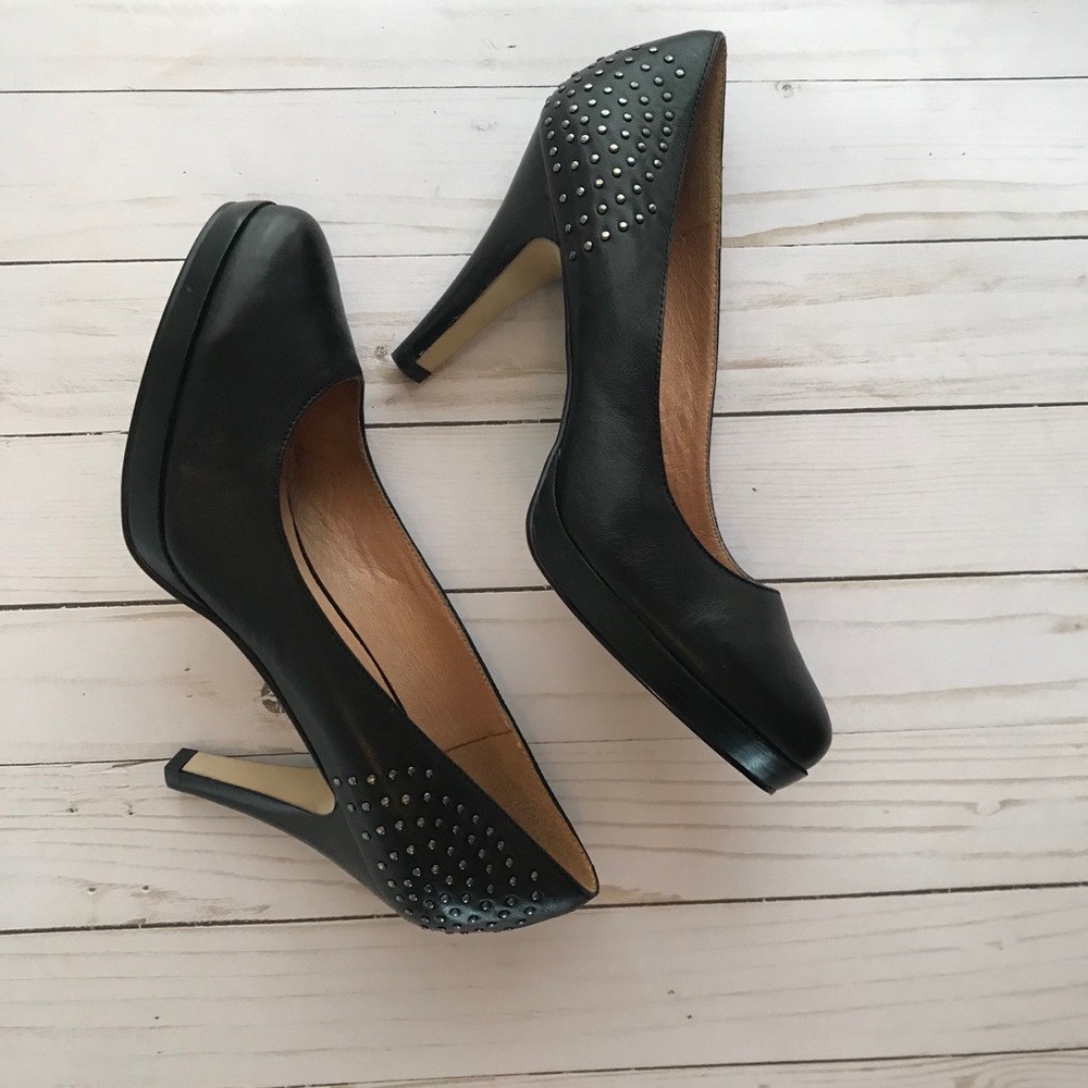 Size 9 Franco Fortini black heels